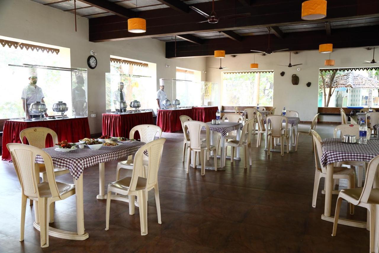 Pinewood Resort Karjat Zewnętrze zdjęcie